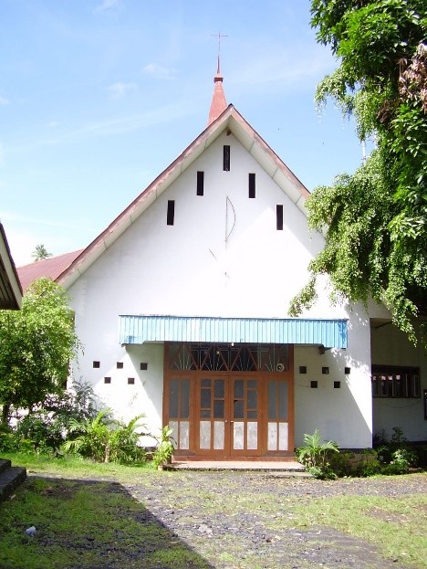 Gereja Lama Paroki HKY